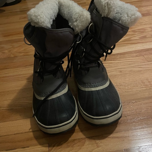 Women’s Sorel Boots - Picture 1 of 5